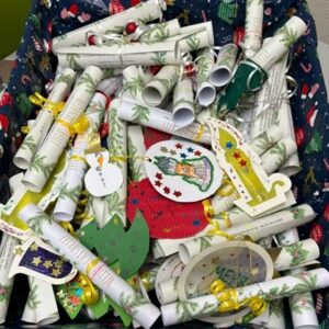 Weihnachtsfreude für Senioren: Kinder der Sportkita Falkennest schenken Herzenswärme